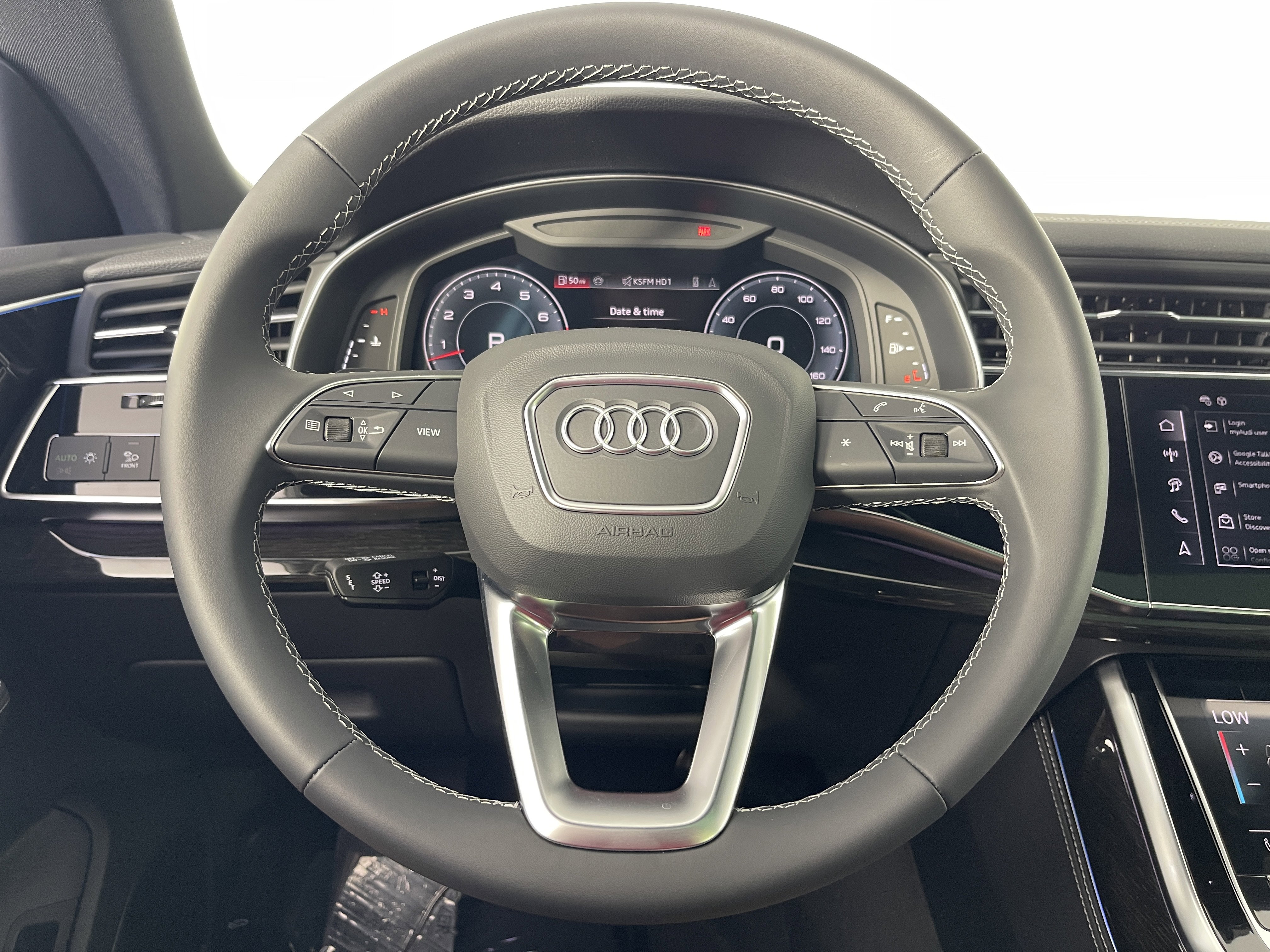 New 2025 Audi Q8 Premium Plus image 28