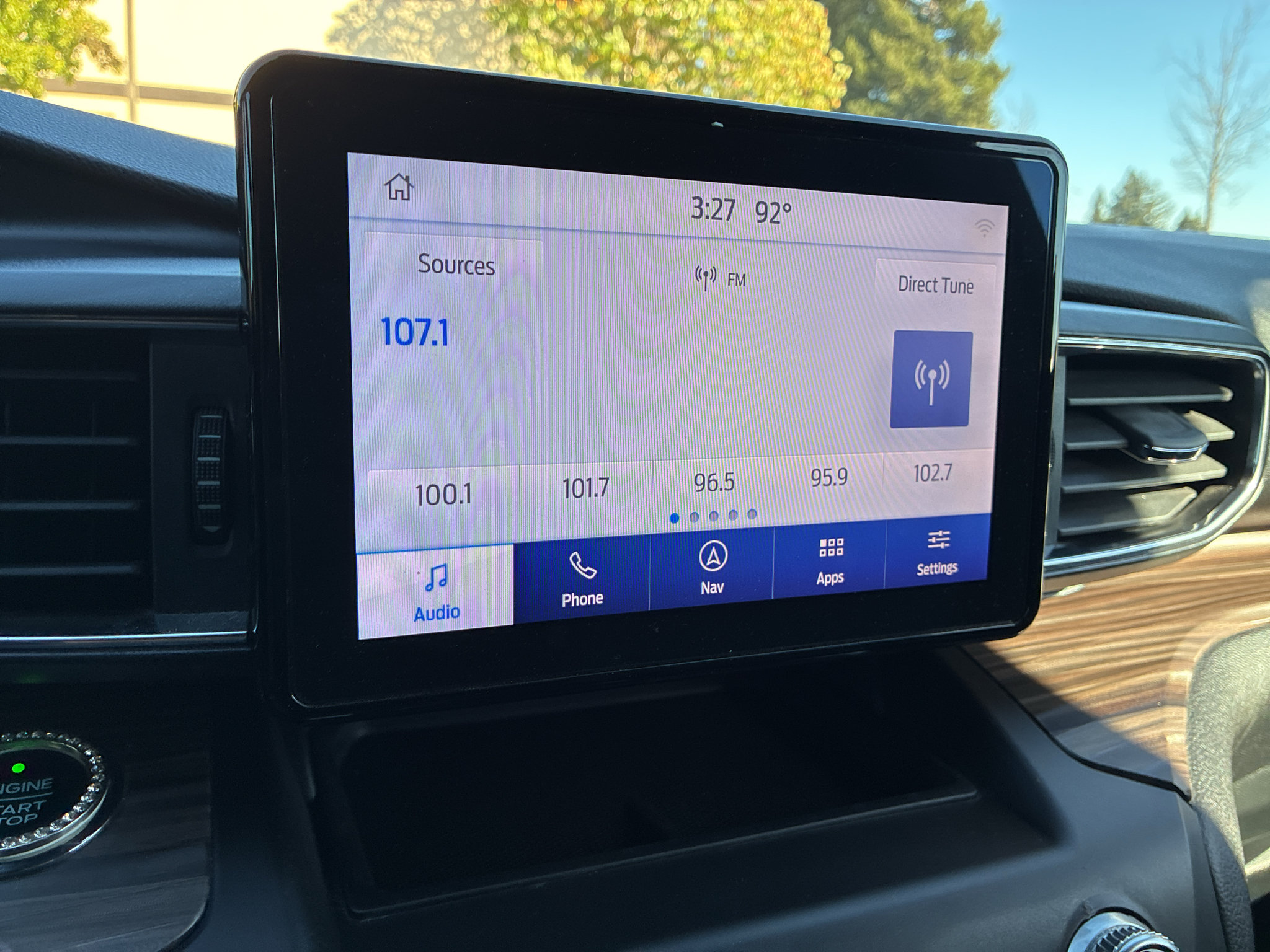 Used 2020 Ford Explorer Limited AWD/4WD image 29