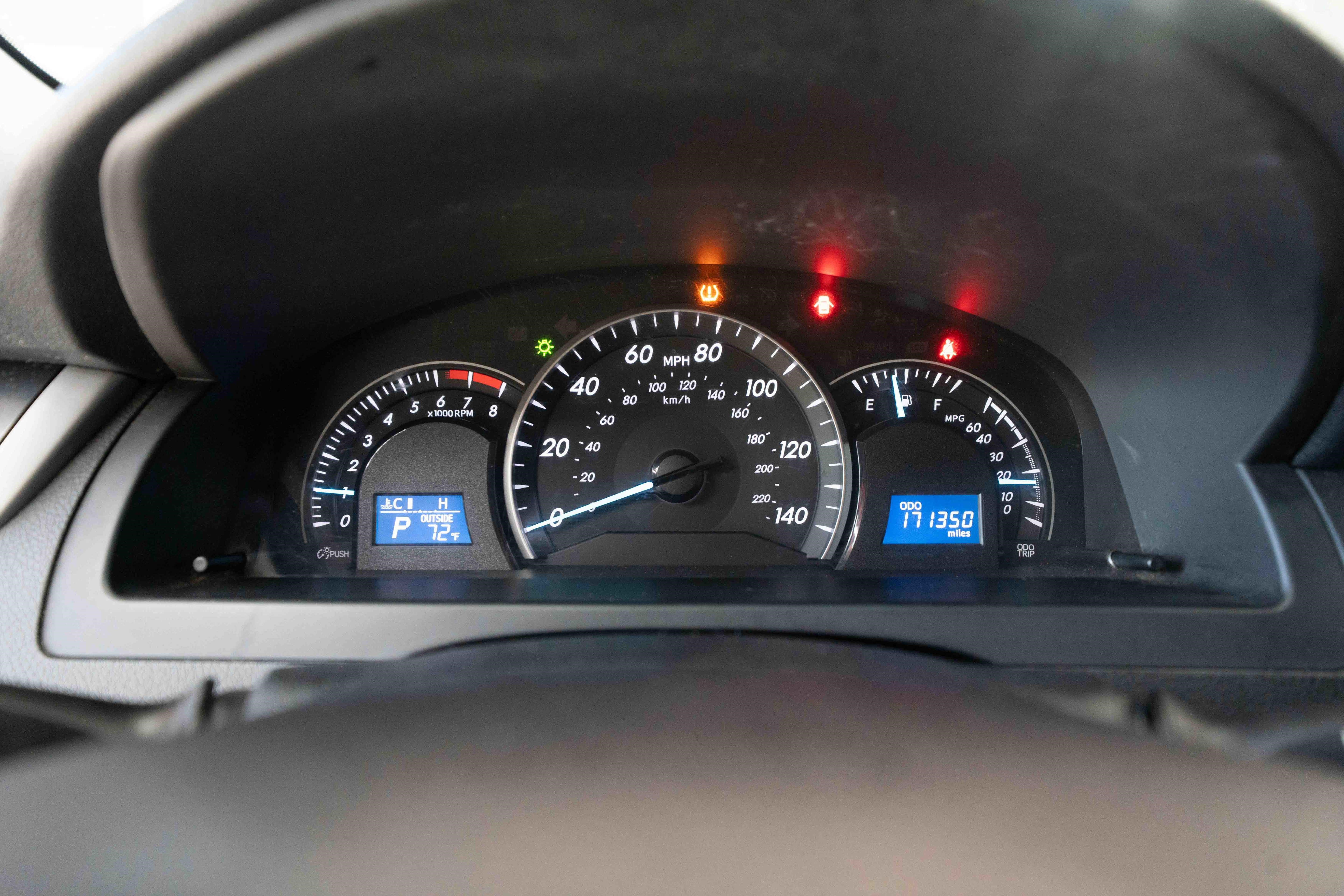 Used 2012 Toyota Camry LE FWD image 16