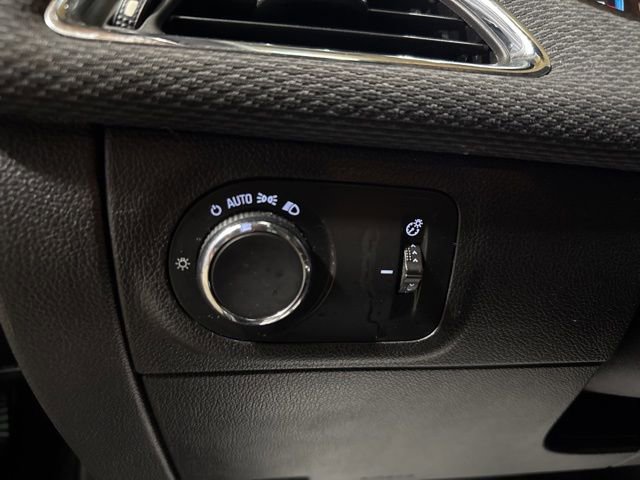 Used 2016 Chevrolet Cruze LT FWD image 10