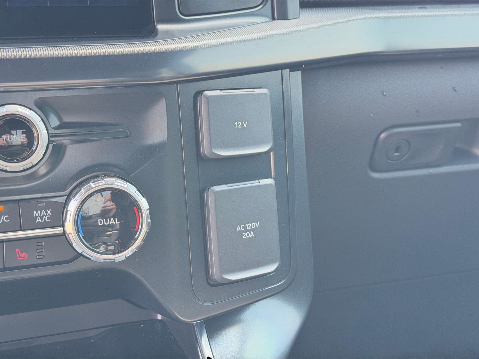 Used 2025 Ford F150 Raptor image 54