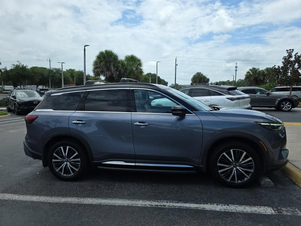 Certified 2023 INFINITI QX60 Autograph AWD/4WD image 3