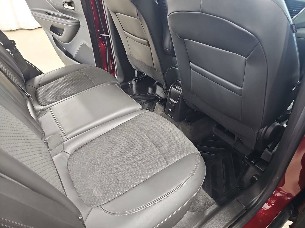 Used 2022 Buick Encore Preferred w/ Safety Package AWD/4WD image 14