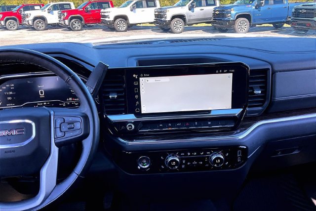 Used 2024 GMC Sierra 1500 SLE AWD/4WD image 10