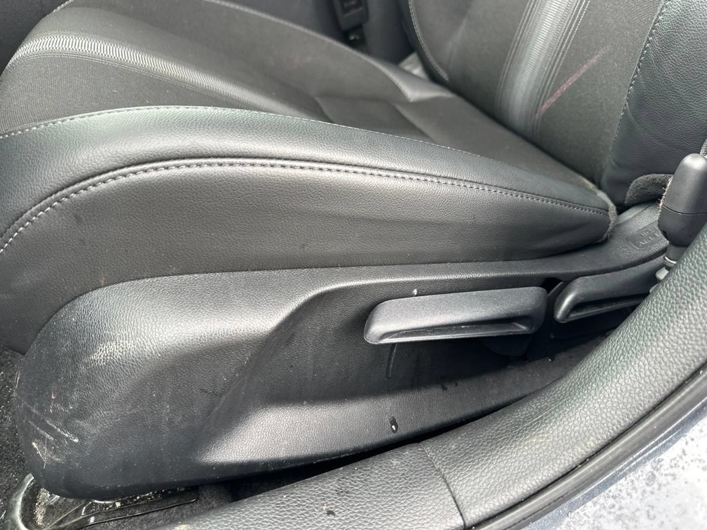 Used 2025 Honda Civic Sport image 14