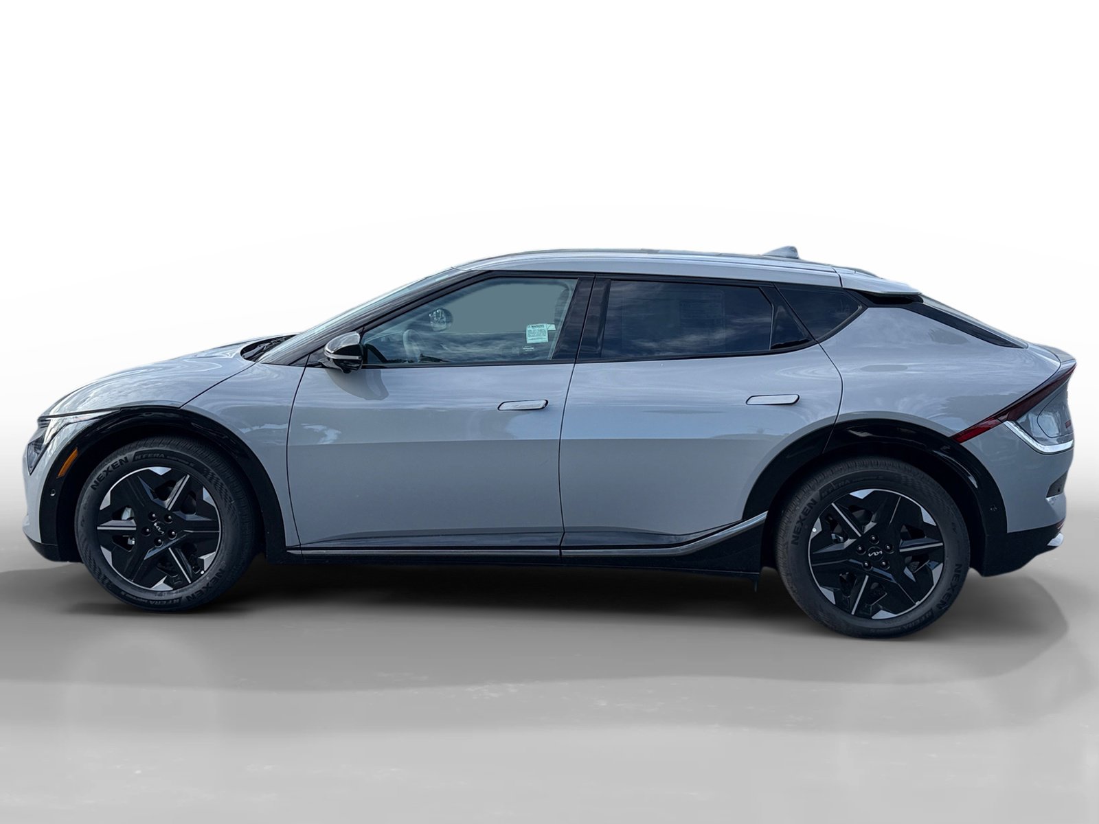 New 2025 Kia EV6 Wind image 2