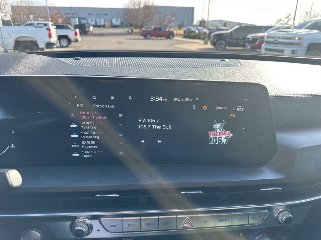 Used 2023 Kia Telluride SX Prestige X-Line image 3