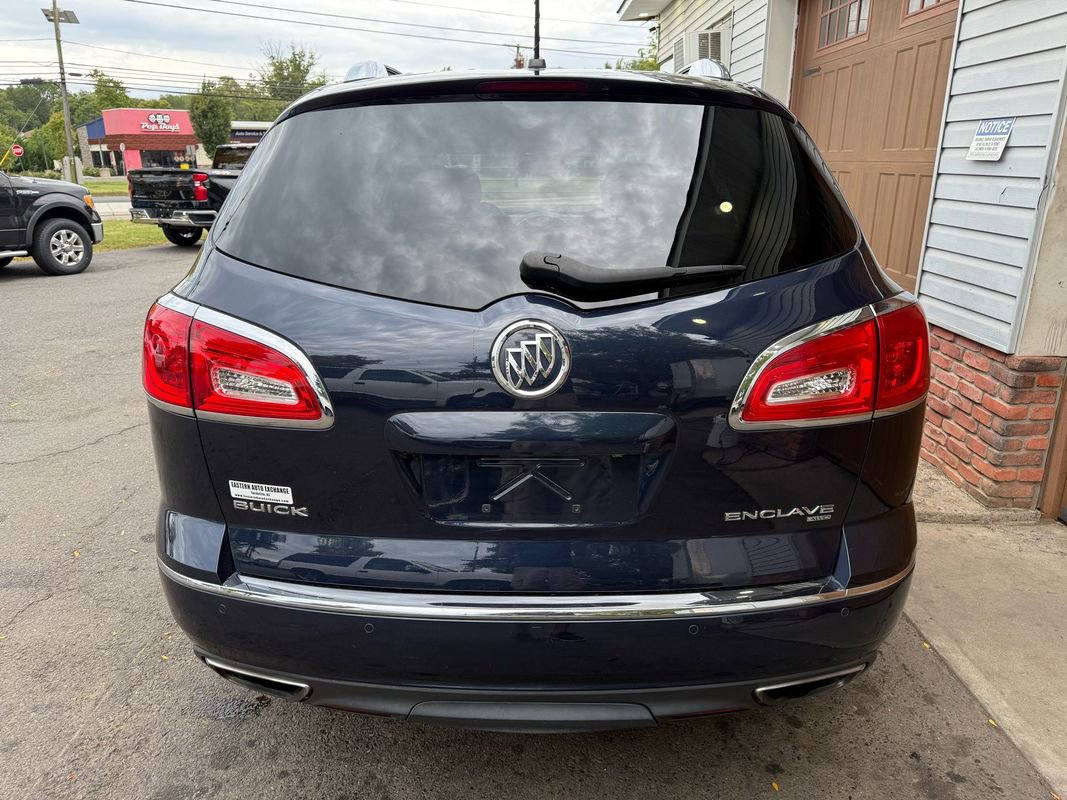 Used 2015 Buick Enclave Leather w/ Trailering Package image 4