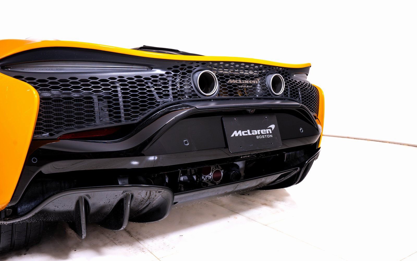 New 2026 McLaren Artura Spider image 13