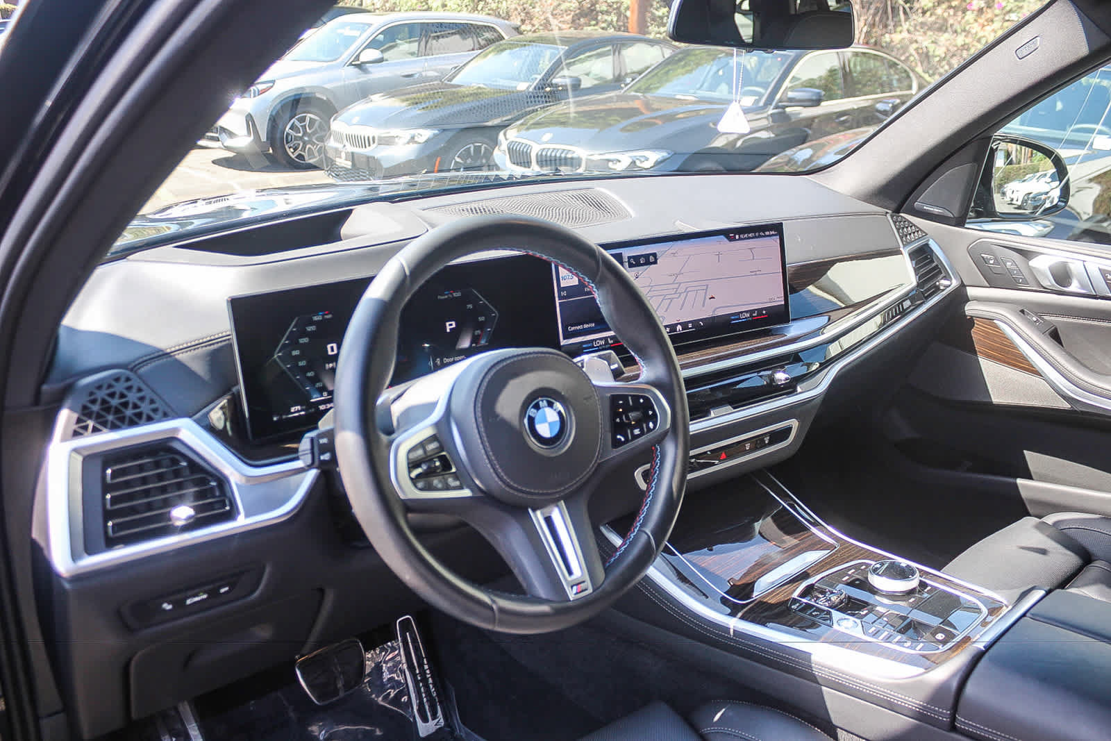 Used 2024 BMW X5 M60i w/ Executive Package AWD/4WD image 16