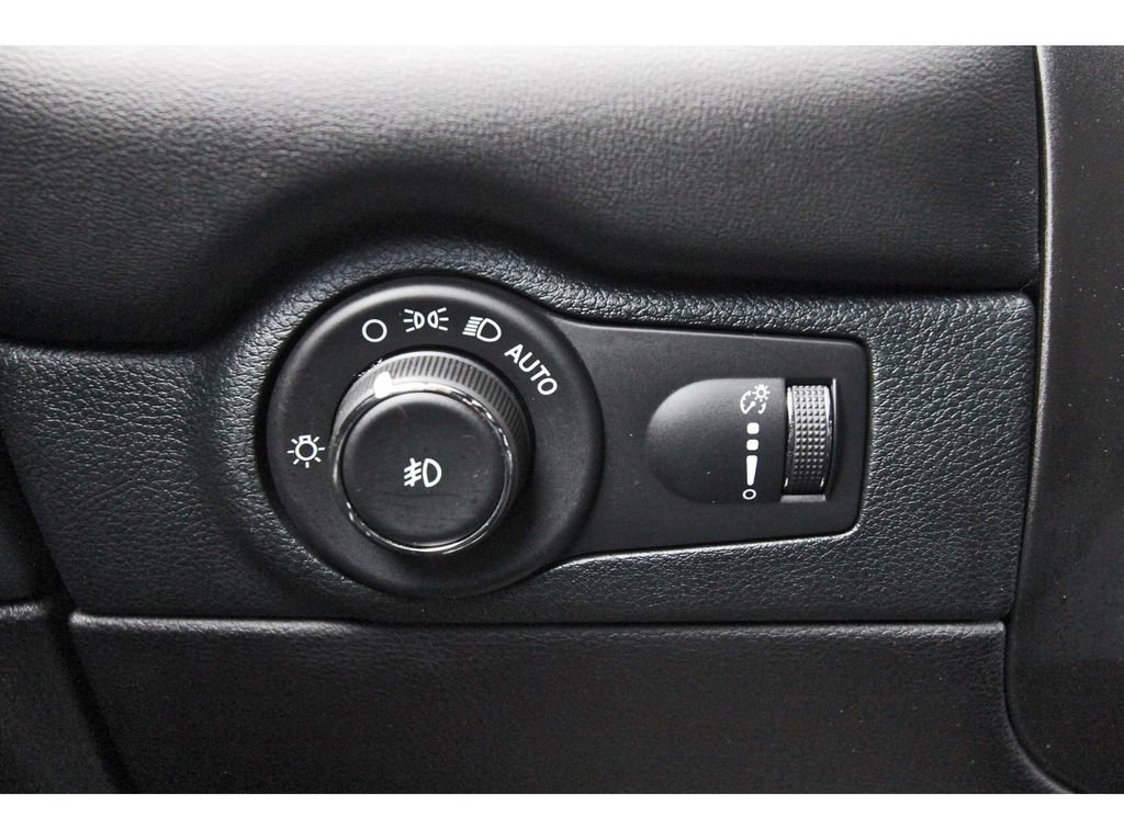 Used 2022 Dodge Durango R/T AWD/4WD image 22