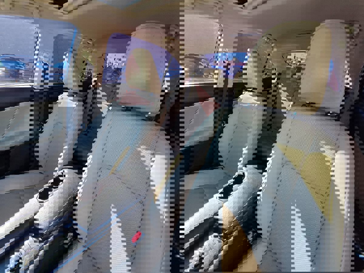 Used 2019 Lexus IS 300 w/ Navigation Package image 16