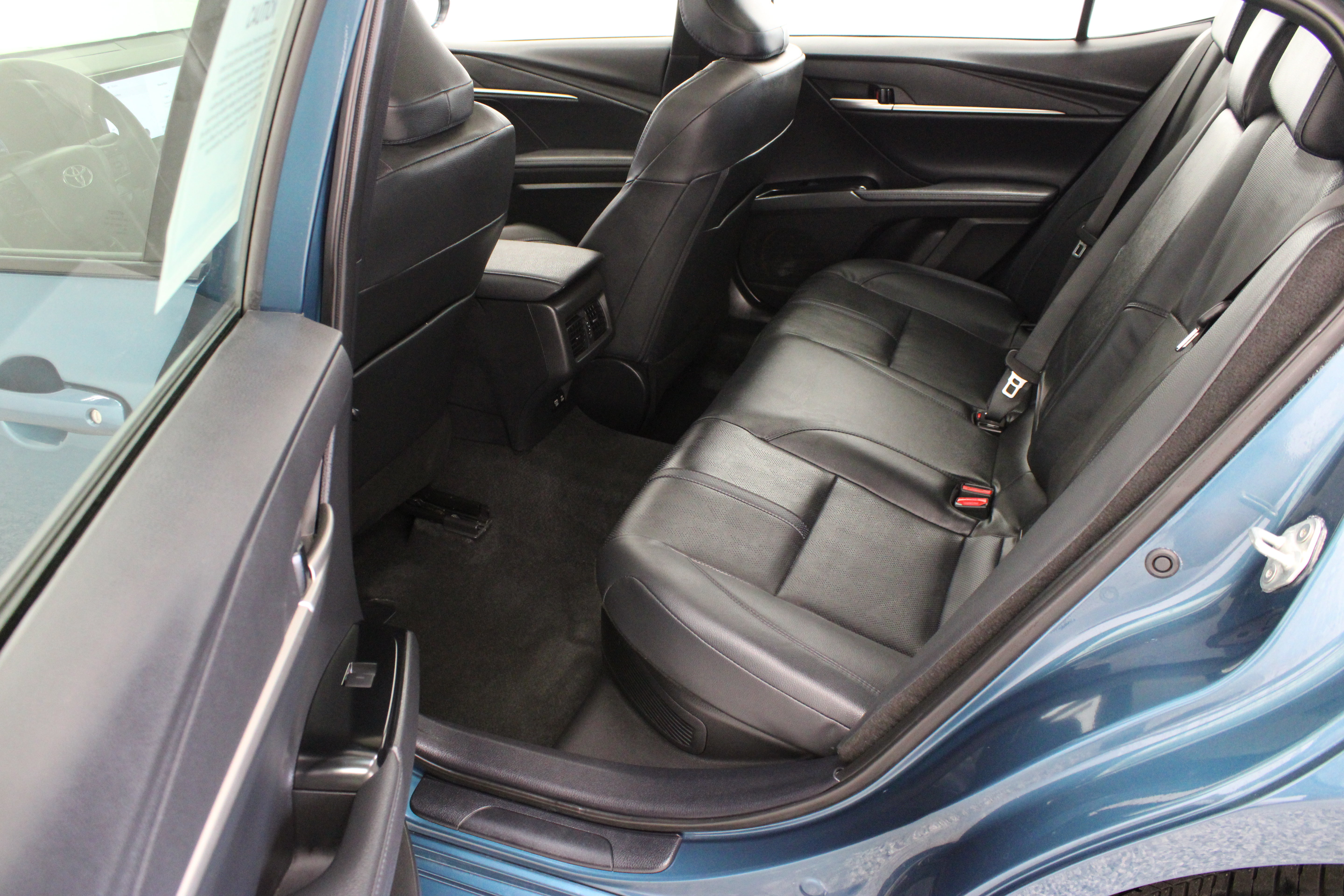 Used 2025 Toyota Camry XSE w/ Premium Plus Package FWD image 29