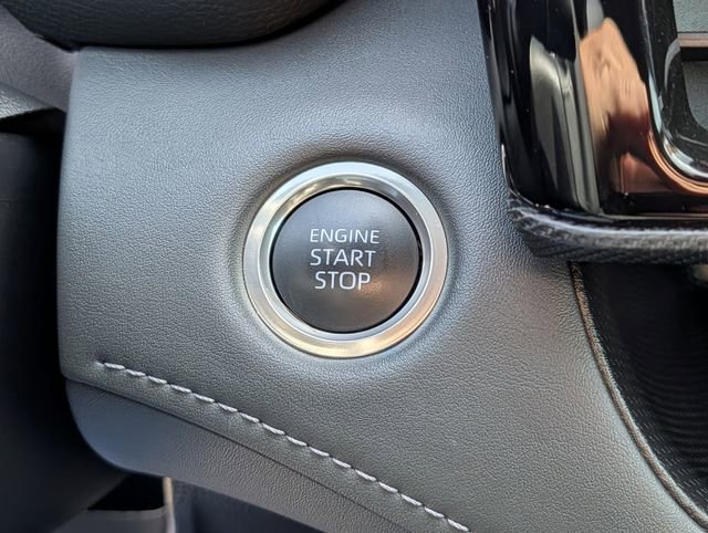 Used 2025 Toyota Highlander XSE image 20