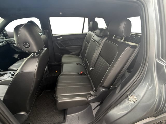 Used 2023 Volkswagen Tiguan SE R-Line FWD image 21