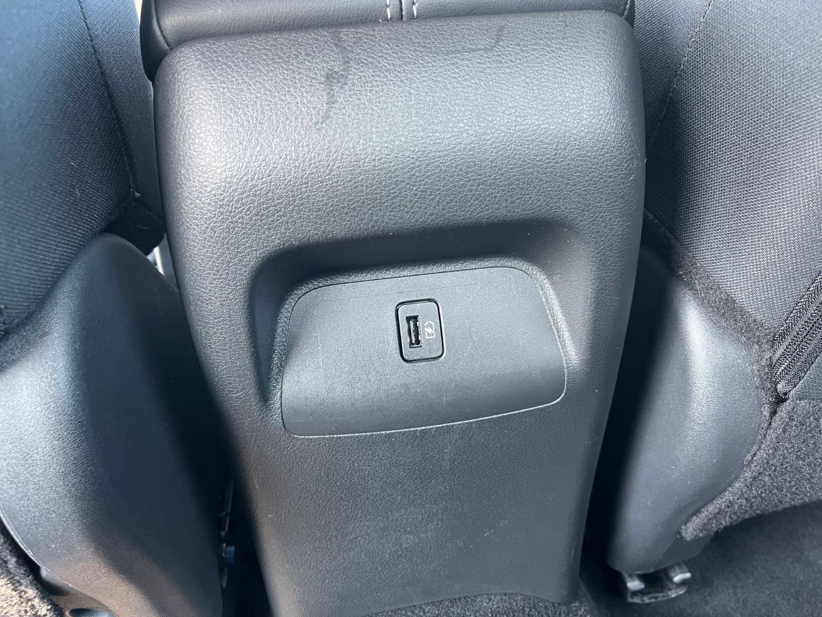 Used 2025 Nissan Sentra SV FWD image 18