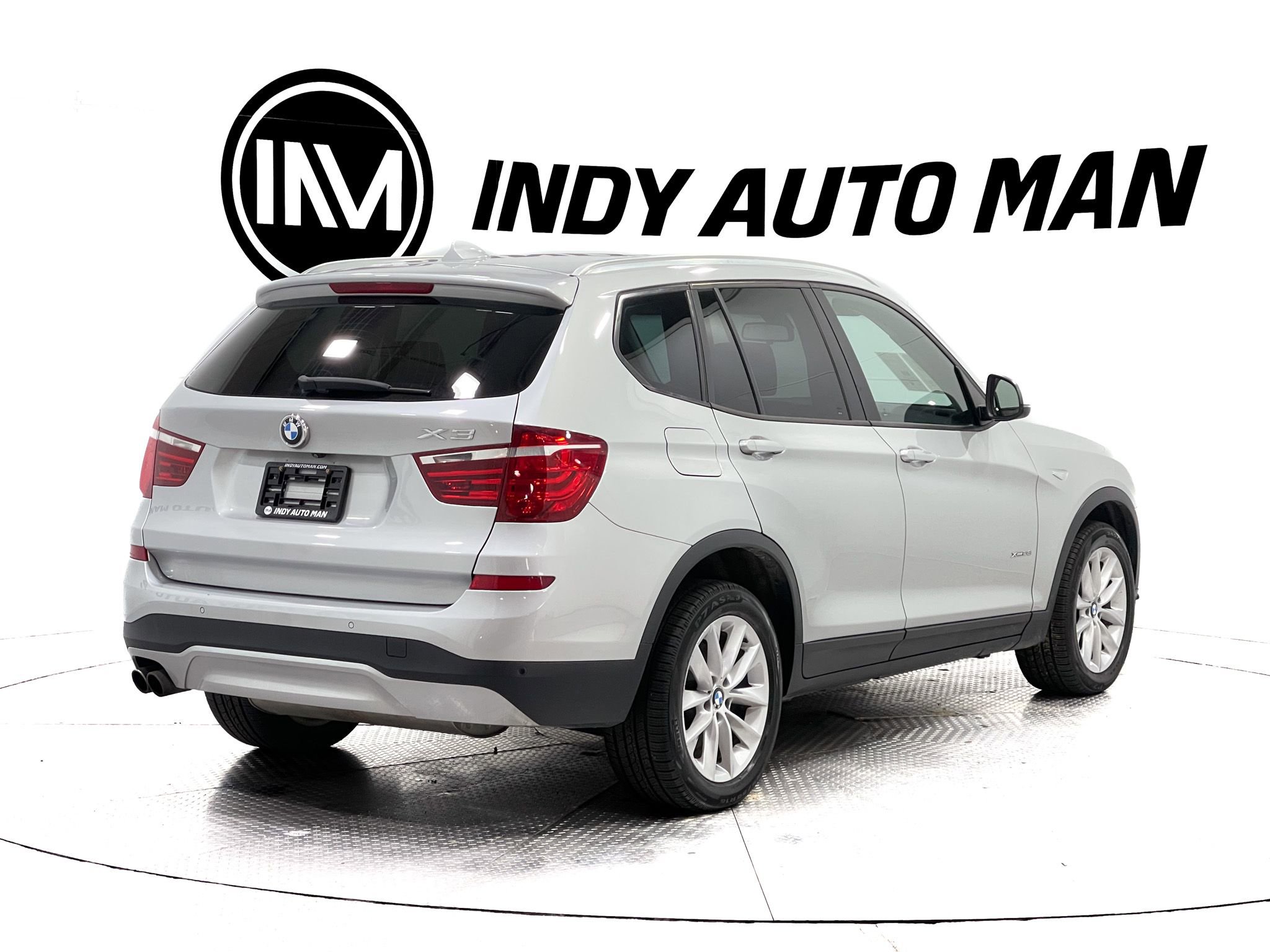 Used 2017 BMW X3 xDrive28i AWD/4WD image 4