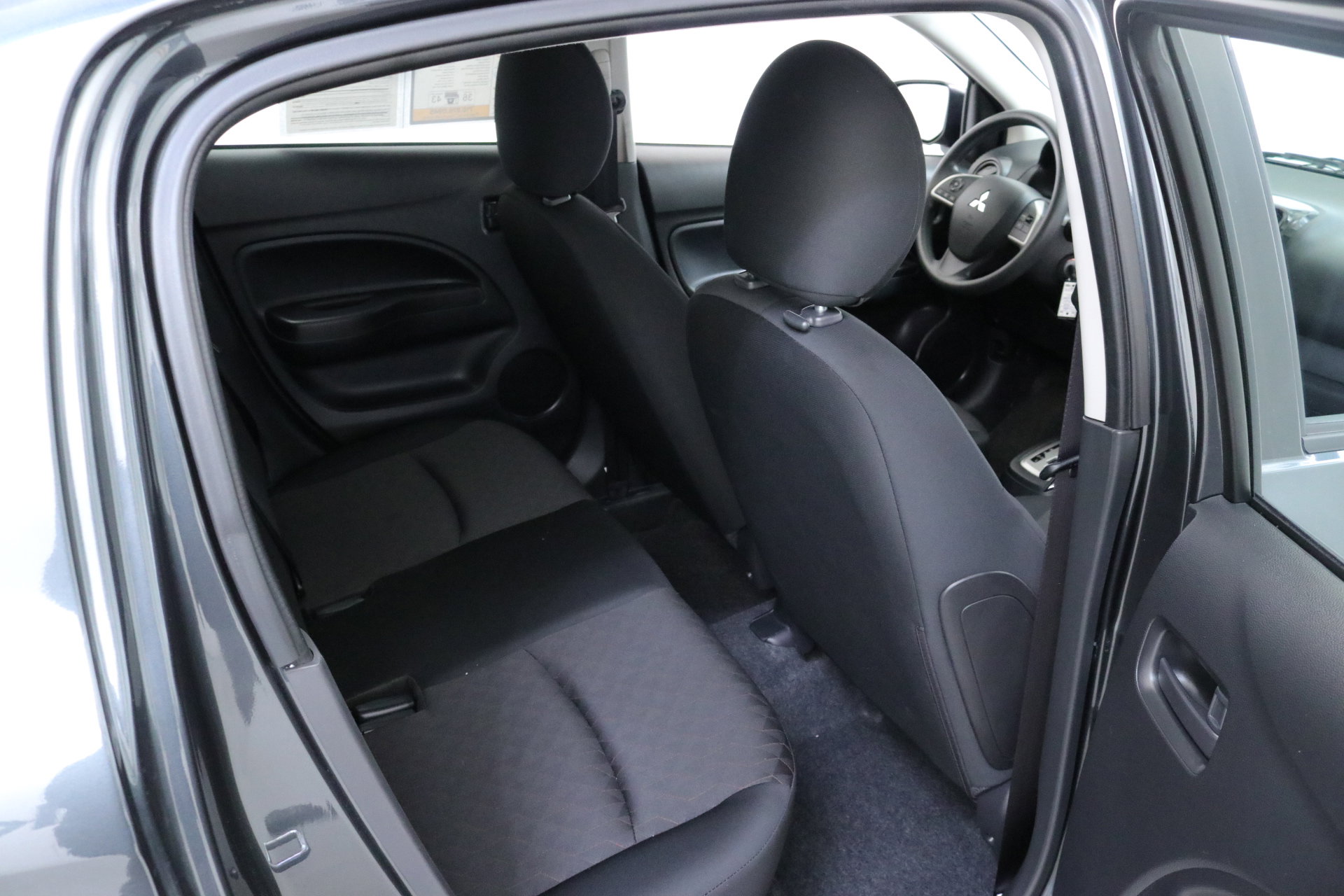 Used 2024 Mitsubishi Mirage LE image 25