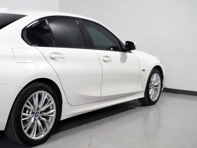 Used 2023 BMW 330e w/ Premium Package image 55