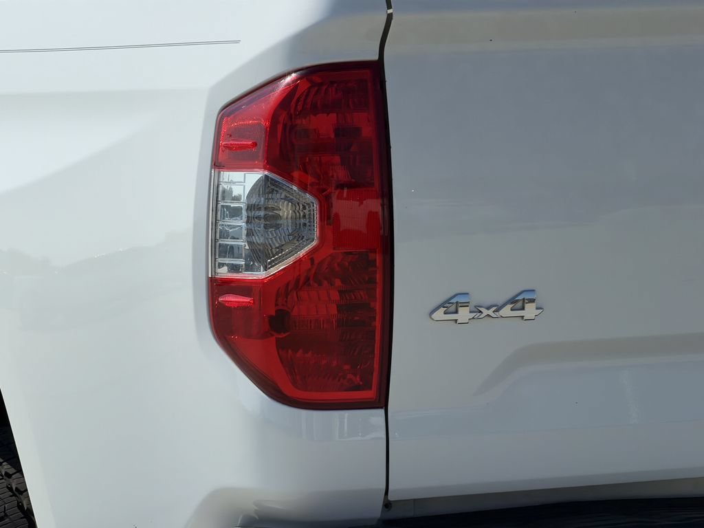Used 2014 Toyota Tundra 1794 Edition AWD/4WD image 6