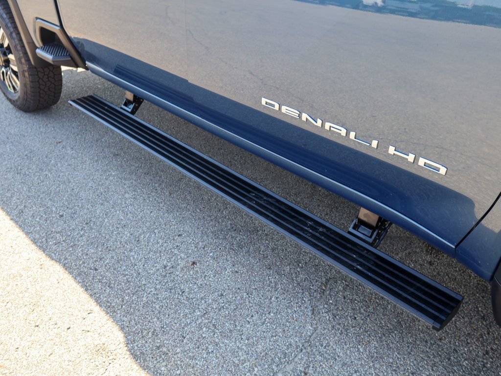 New 2026 GMC Sierra 2500 Denali Ultimate w/ Max Trailering Package AWD/4WD image 7
