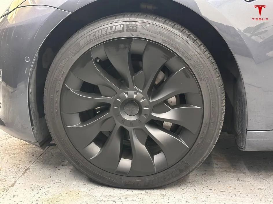 Used 2018 Tesla Model 3 Long Range image 34