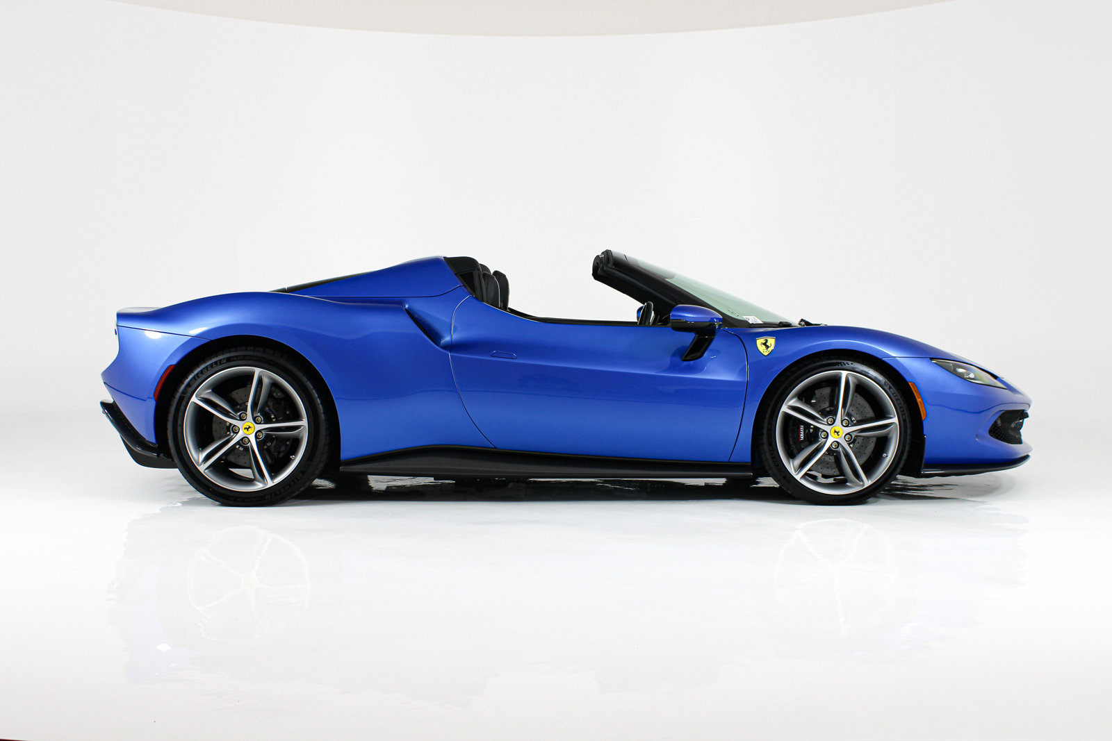 Certified 2023 Ferrari 296 GTS RWD image 14