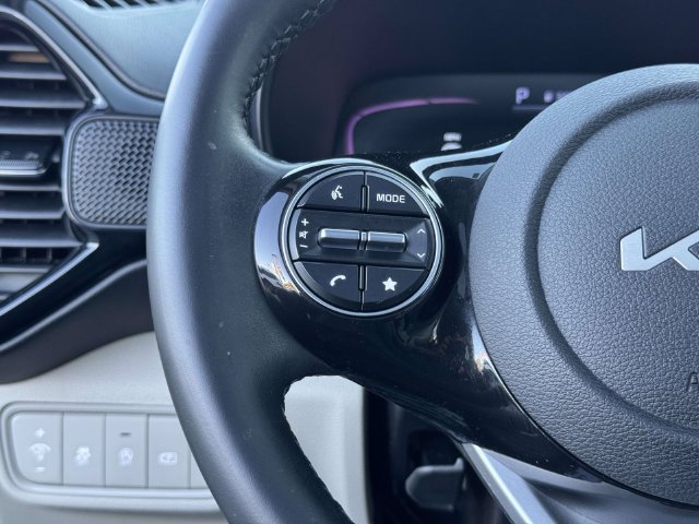 Used 2023 Kia Soul EX FWD image 24