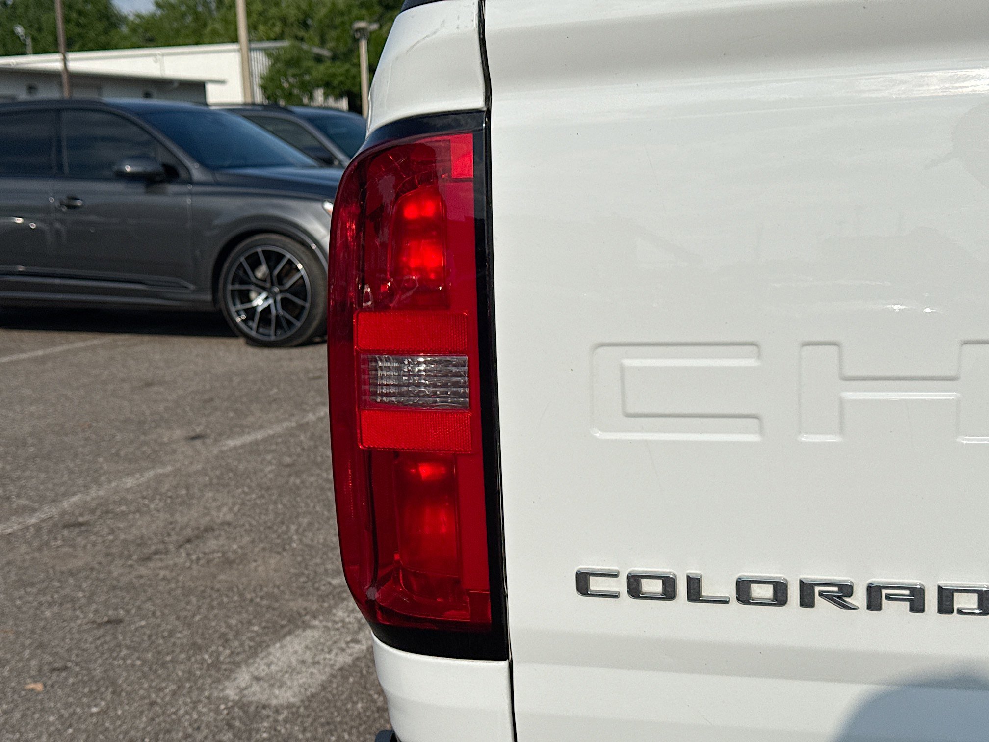 Used 2021 Chevrolet Colorado LT image 10