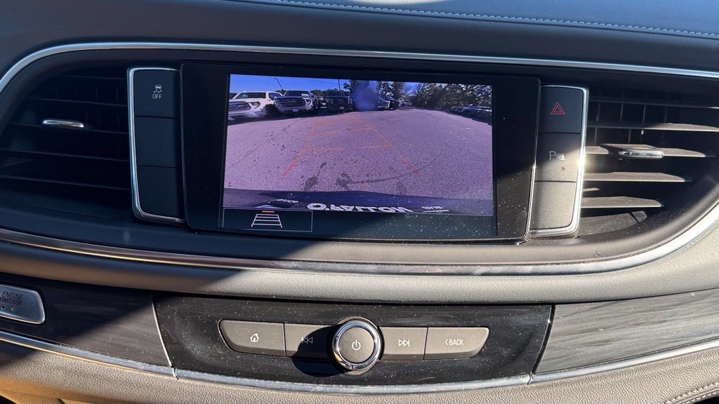 Used 2020 Buick Enclave Essence FWD image 26