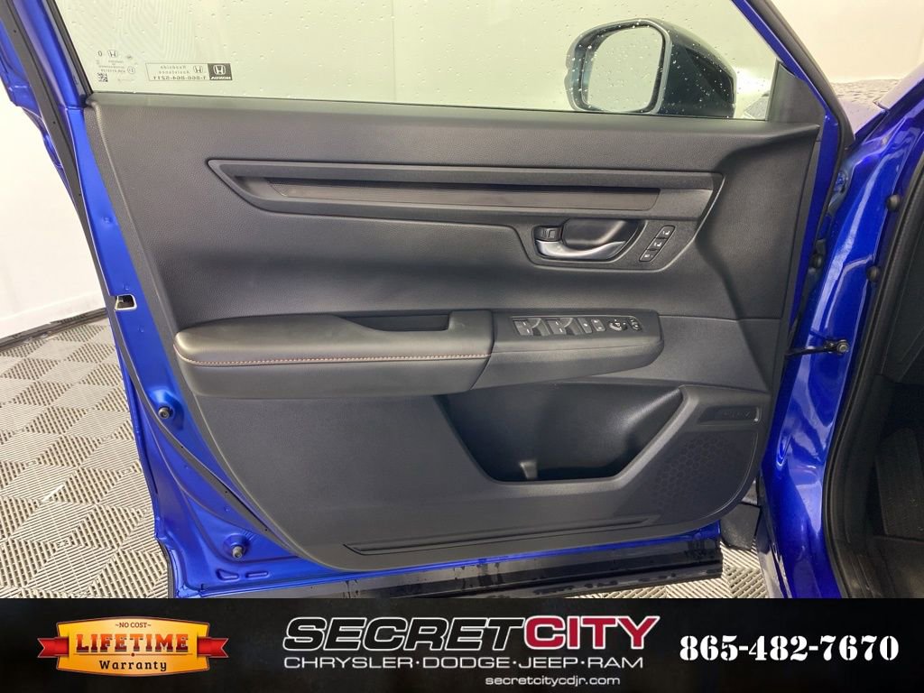 Used 2025 Honda CR-V Sport-L image 12