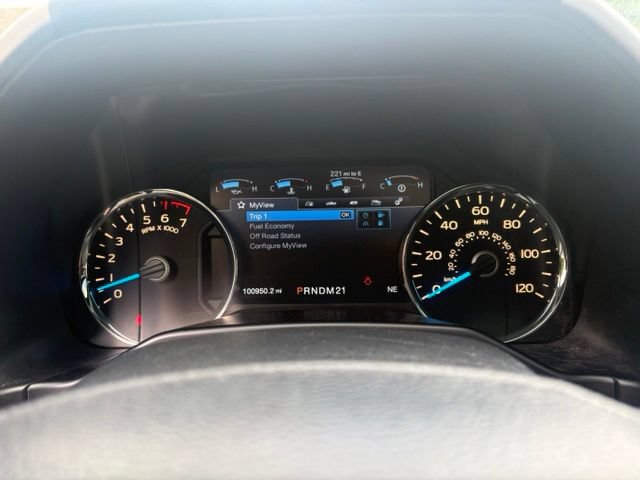 Used 2016 Ford F150 Lariat w/ Equipment Group 501A Mid AWD/4WD image 31