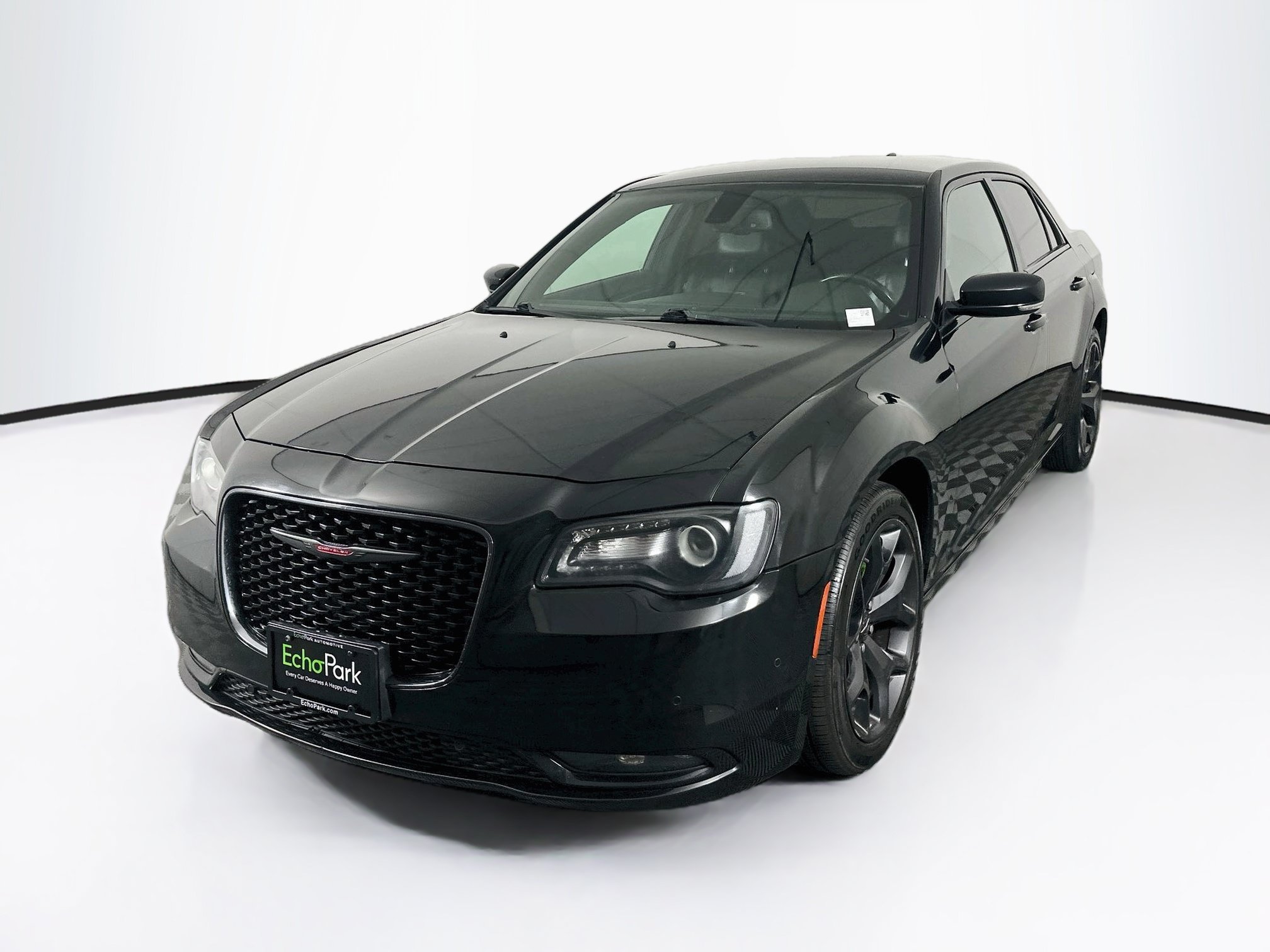 Used 2021 Chrysler 300 S RWD image 3