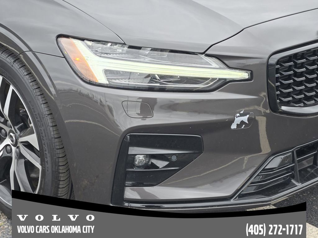 Certified 2025 Volvo S60 B5 Core FWD image 7