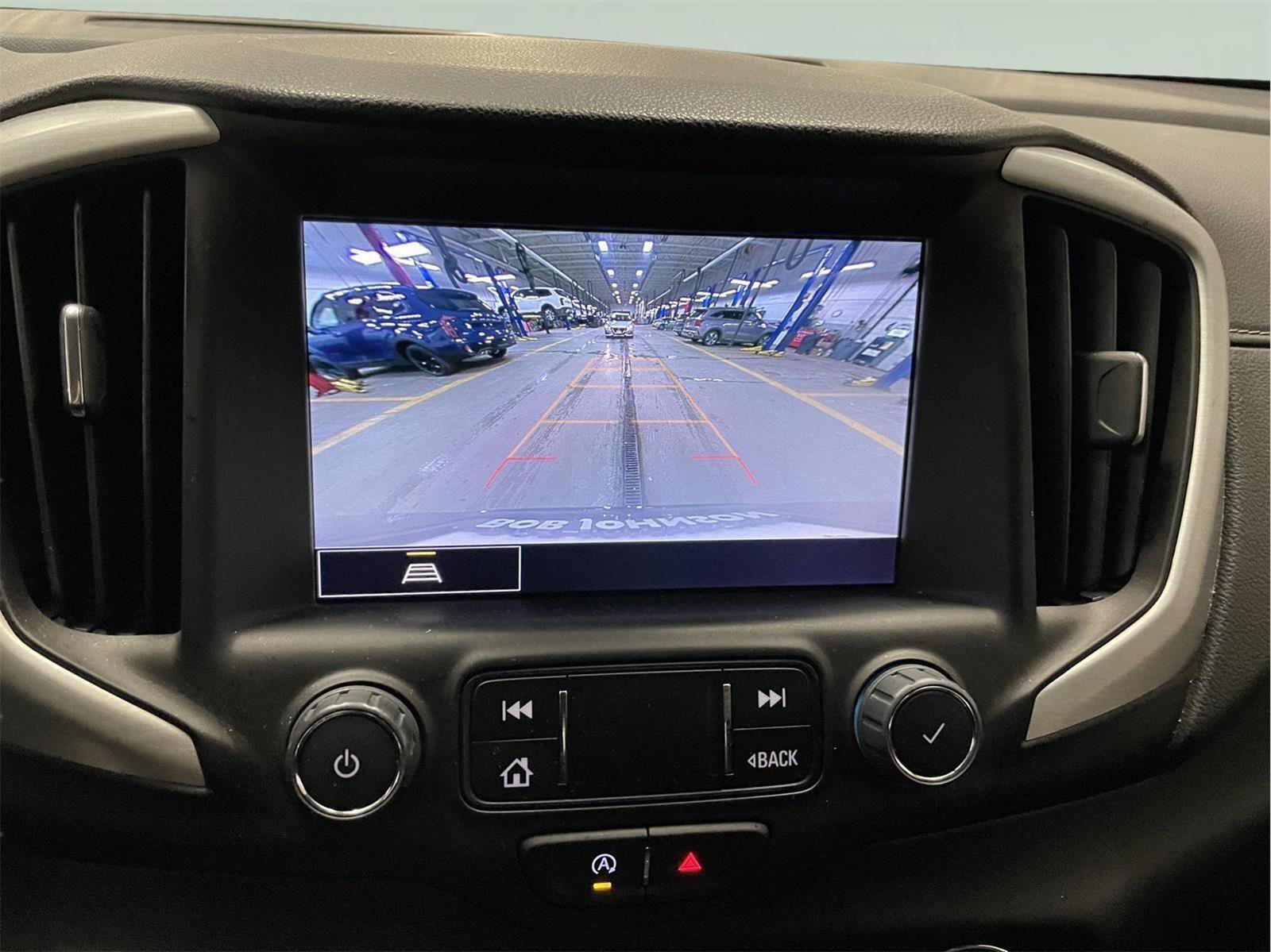 Used 2023 GMC Terrain SLT w/ LPO, Floor Liner Package image 28