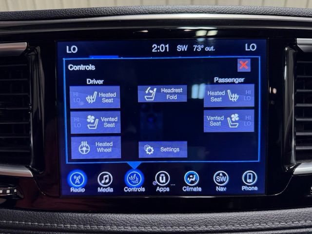 Used 2017 Chrysler Pacifica Limited FWD image 49