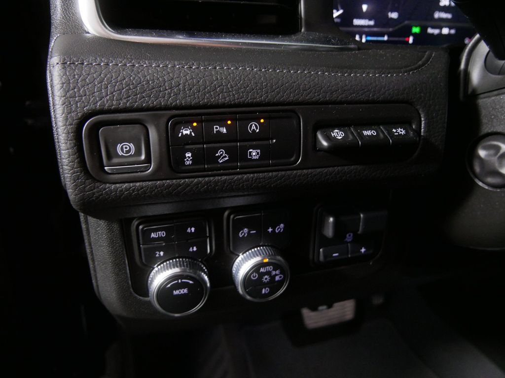 Used 2023 GMC Yukon XL Denali w/ Max Trailering Package AWD/4WD image 19