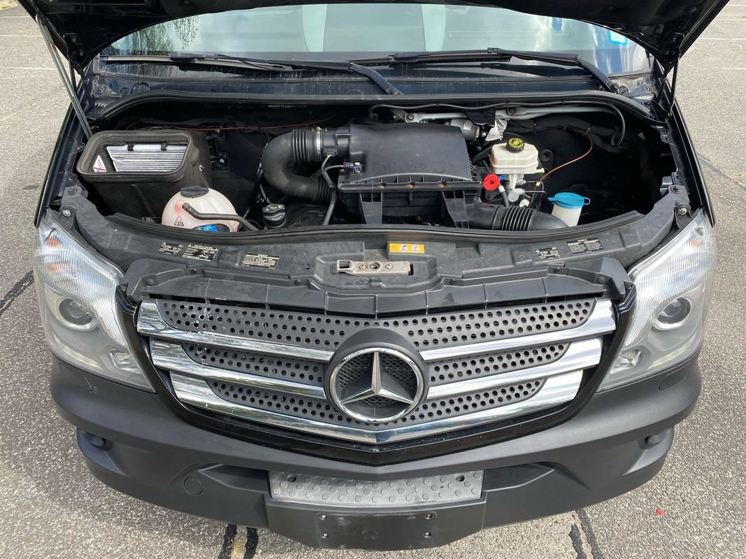 Used 2017 Mercedes-Benz Sprinter 3500 image 33