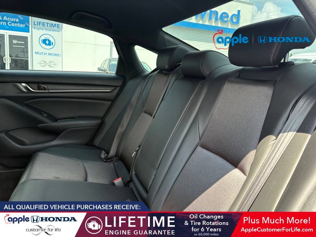 Used 2019 Honda Accord Sport image 5