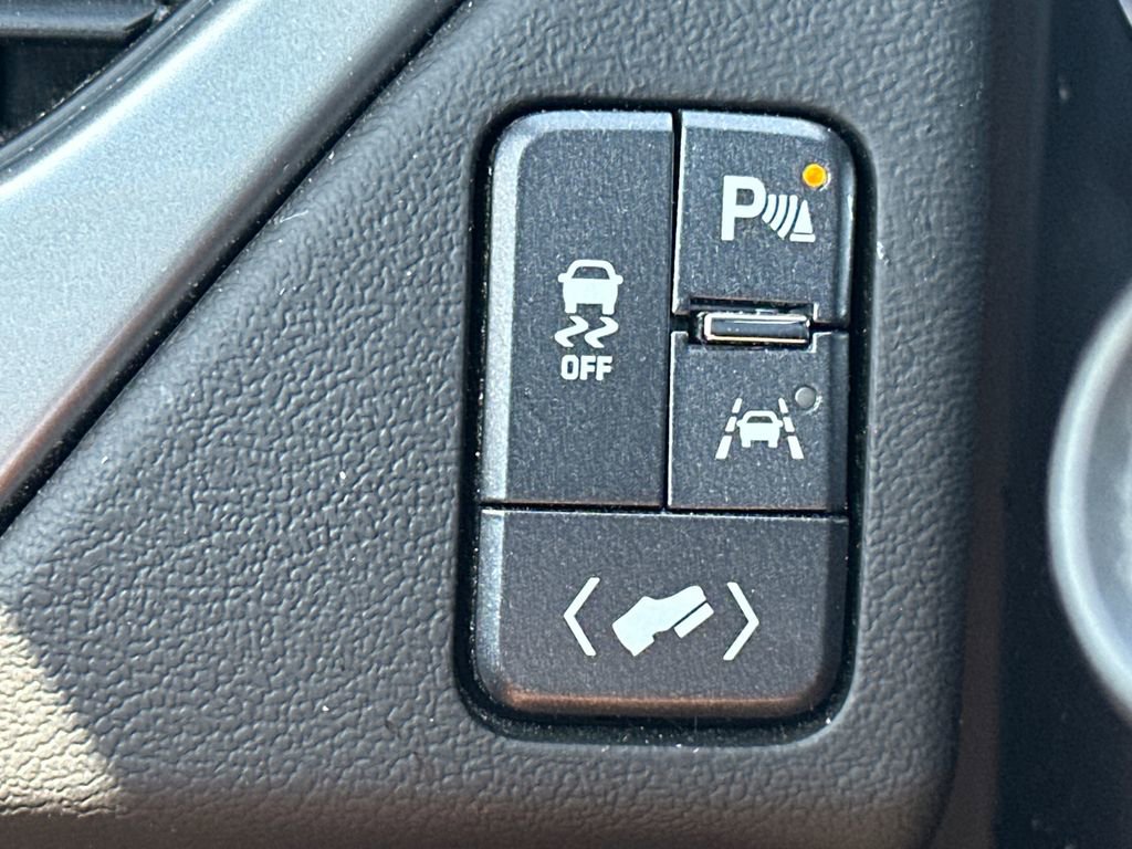 Used 2017 Chevrolet Tahoe LT AWD/4WD image 33