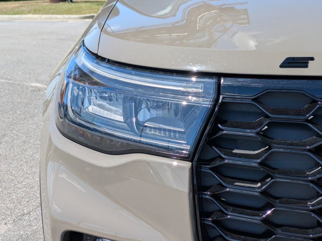 New 2026 Ford Explorer ST image 10