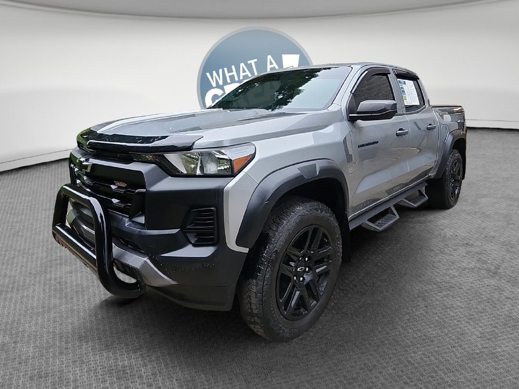 Certified 2023 Chevrolet Colorado Trail Boss w/ Advanced Trailering Package AWD/4WD image 9