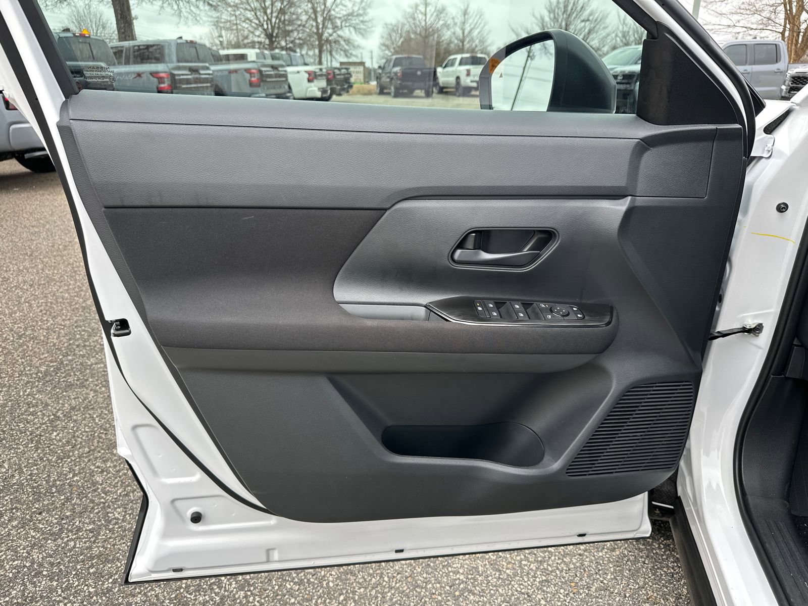 New 2026 Nissan Kicks S image 10