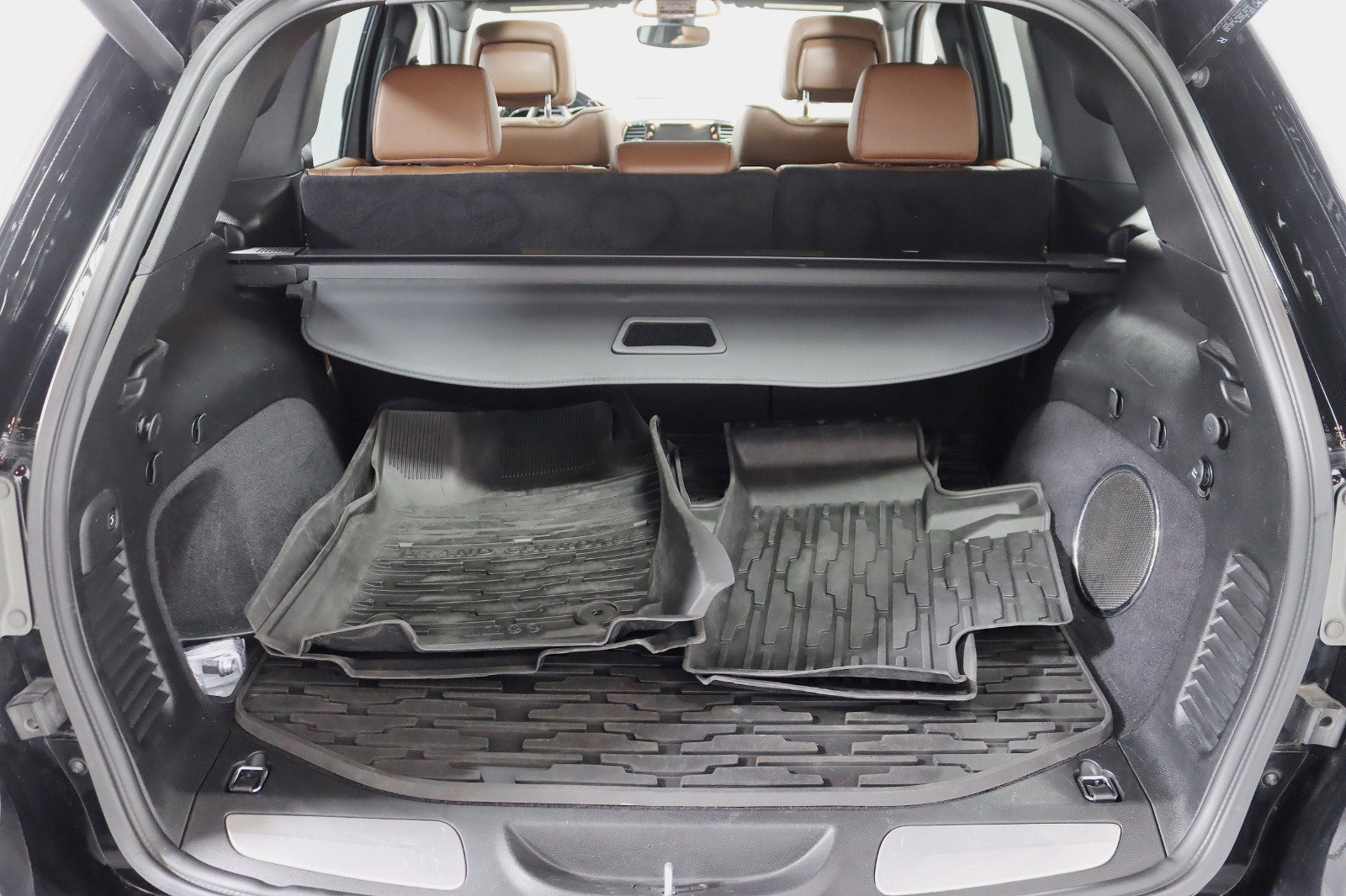 Used 2021 Jeep Grand Cherokee Overland image 36