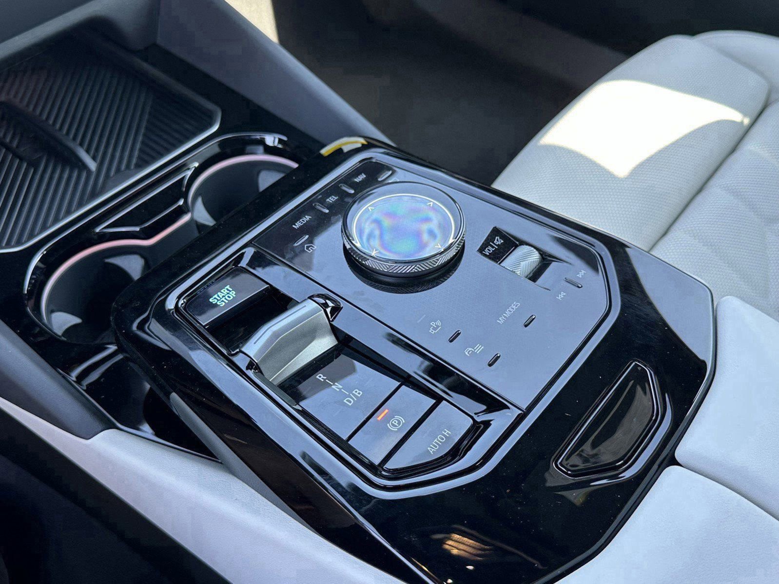 New 2026 BMW i5 eDrive40 RWD image 30