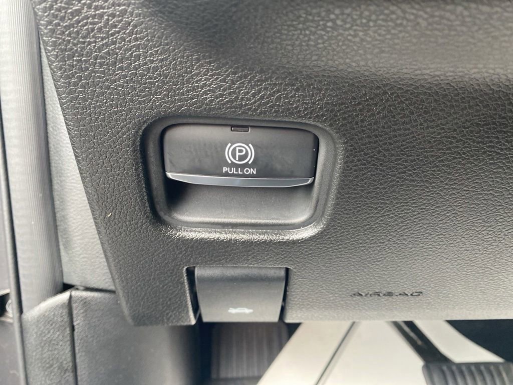 Used 2024 Jeep Grand Cherokee Limited AWD/4WD image 15