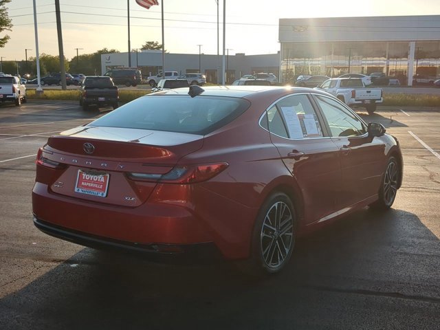 Used 2025 Toyota Camry XLE image 7