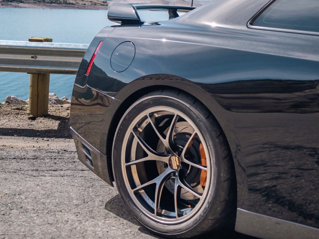 Used 2014 Nissan GT-R Premium AWD/4WD image 13