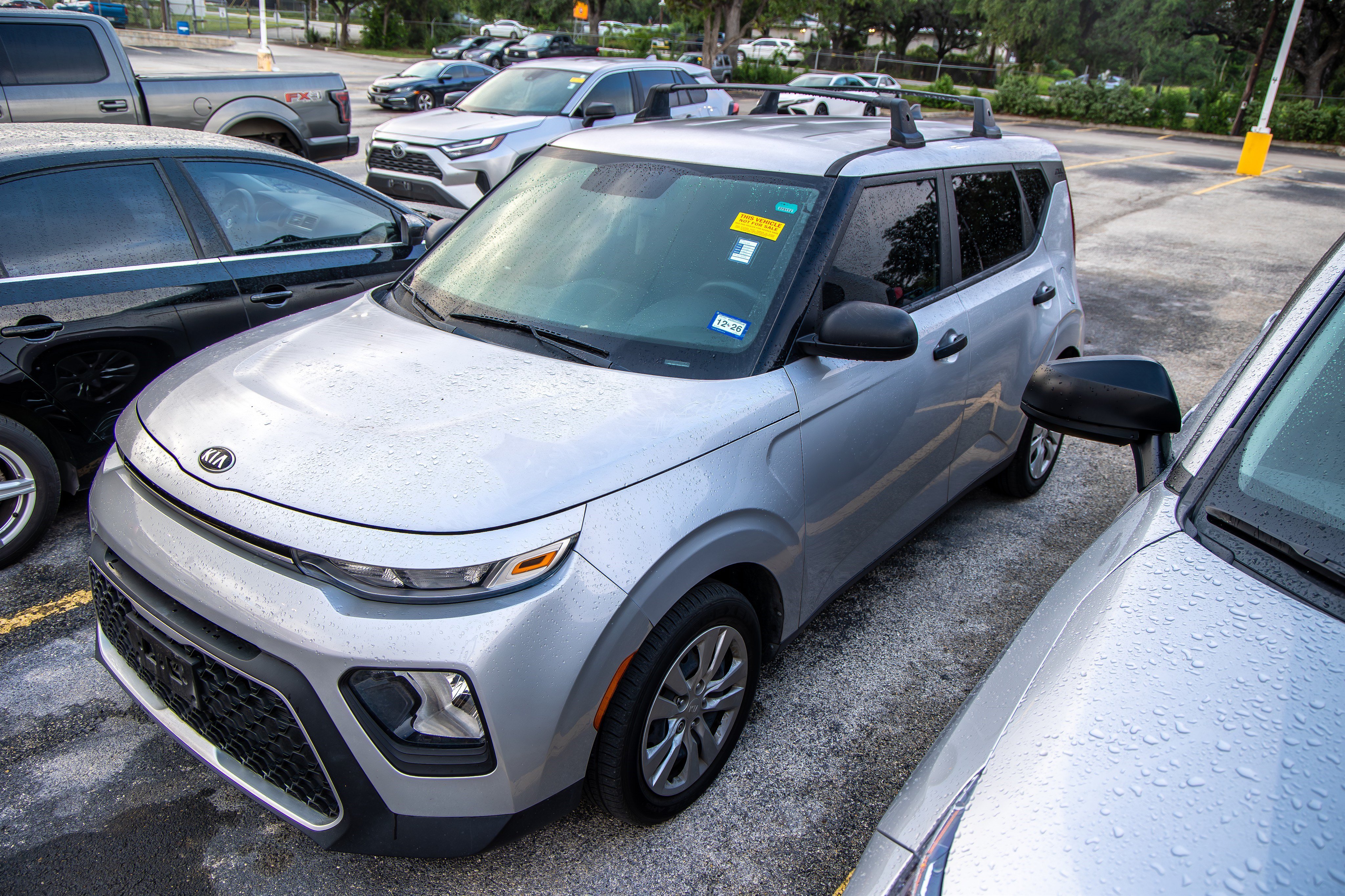 Used 2020 Kia Soul LX FWD image 3