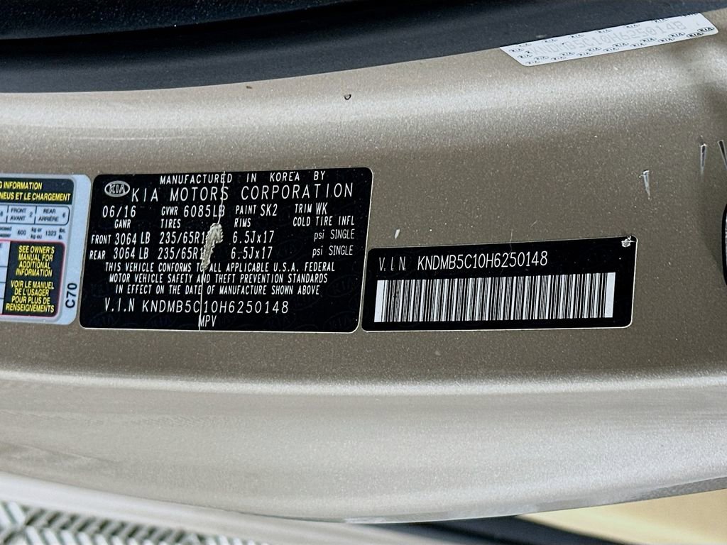 Used 2017 Kia Sedona LX w/ LX Essentials Premium Package image 27